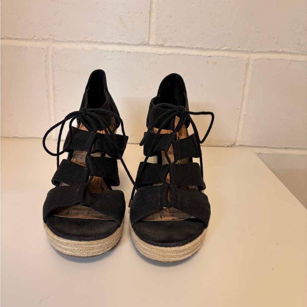 Merona Black and Tan Wedge Sandals - Picture 2 of 5